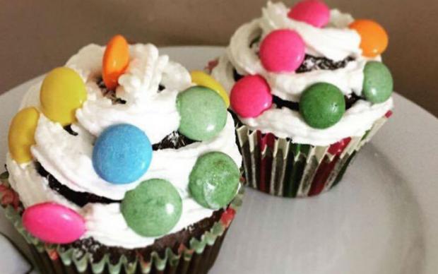 Renkli Cupcake Tarifi