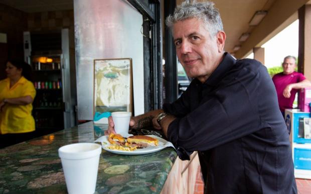 anthony-bourdain-yemedigi-yemek