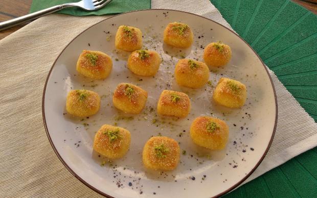 lokmalik-irmik-tatlisi-tarifi