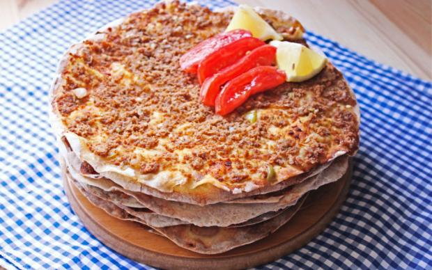 Tavada Lahmacun Tarifi