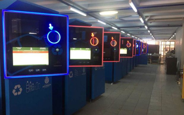 pet-sise-istanbulkart-uygulamasi-akilli-konteynir