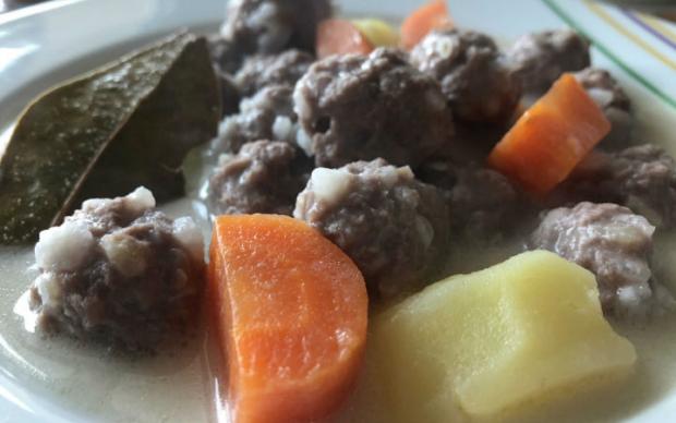 eksili-kofte-corbasi