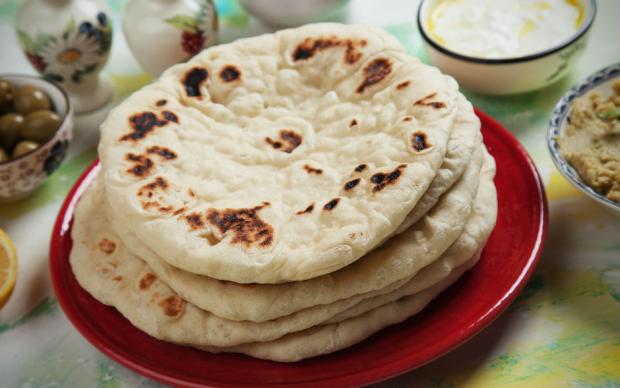 Kahvaltılık Kolay Bazlama Tarifi