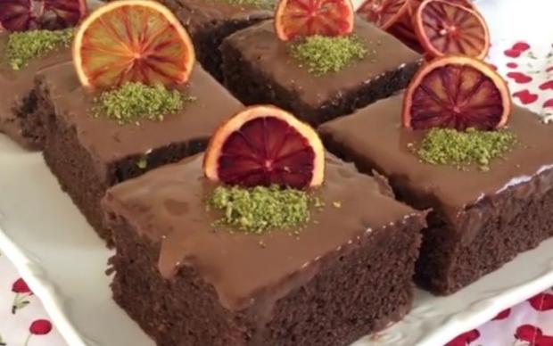 Çikolatalı Browni Tadında Kek Tarifi