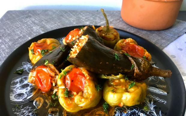 Kıymalı Karışık Dolma Tarifi