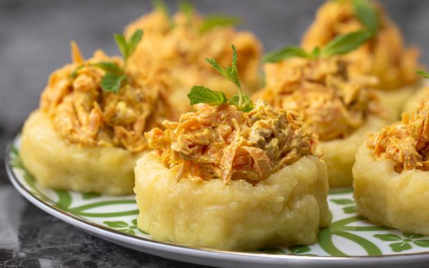 Patates Çanağında Havuç Salatası Tarifi