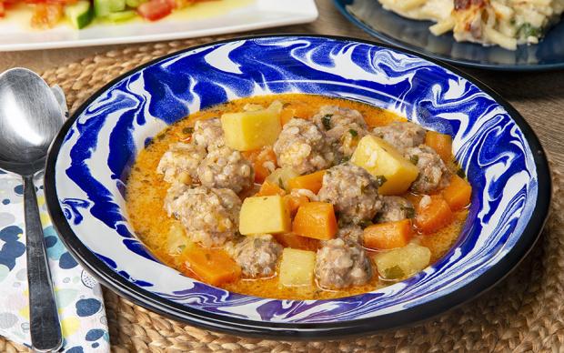 Ekşili Terbiyeli Sulu Köfte Tarifi