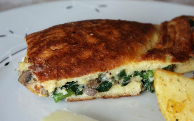 ispanakli-mantarli-omlet