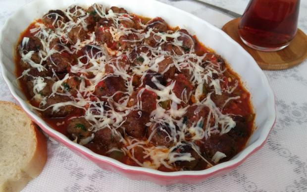 Kahvaltılık Soslu Köfte Tarifi