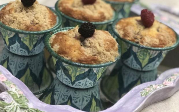 kara-orman-meyveli-cupcake-tarifi