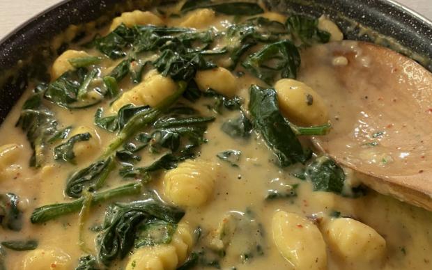 ispanak-soslu-gnocchi-tarifi