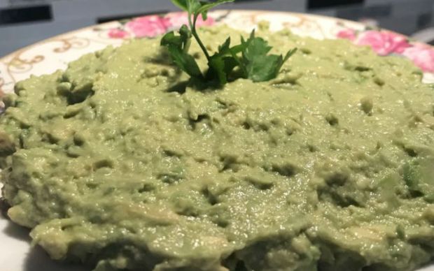 avakadolu-humus-tarifi