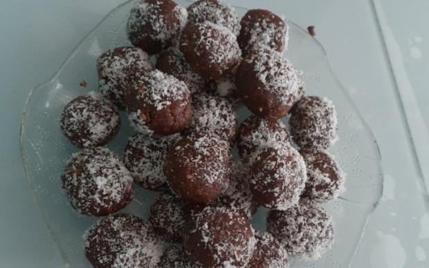 bata-kurabiyeden-cikolata-toplari