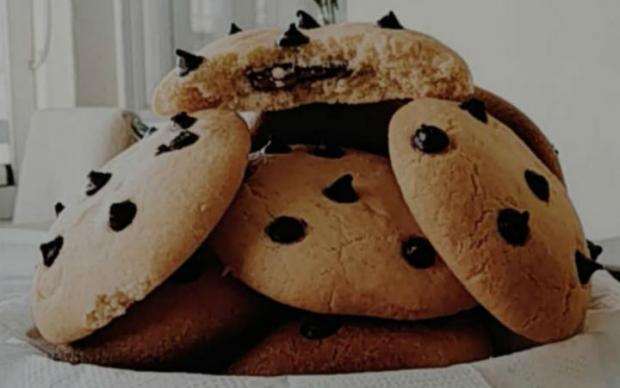 cikolata-dolgulu-kurabiye-busekucuk