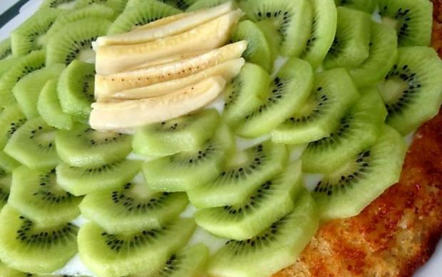 meyveli-muhallebili-pasta