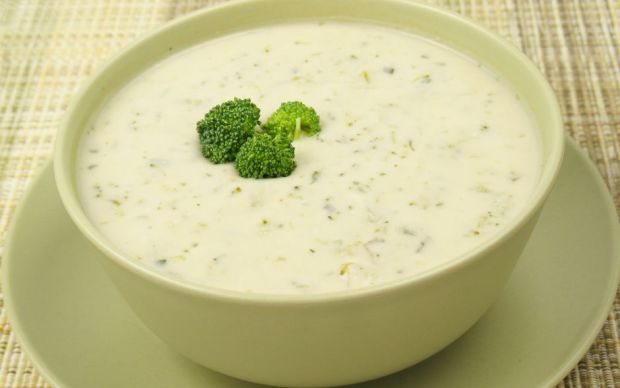 Yoğurtlu Brokoli Çorbası Tarifi