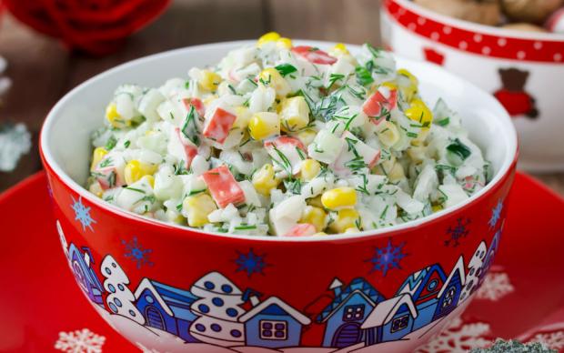 Yoğurtlu Garnitürlü Pirinç Salatası Tarifi