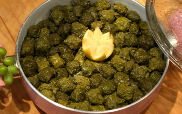 azerbaycan-usulu-yaprak-dolmasi