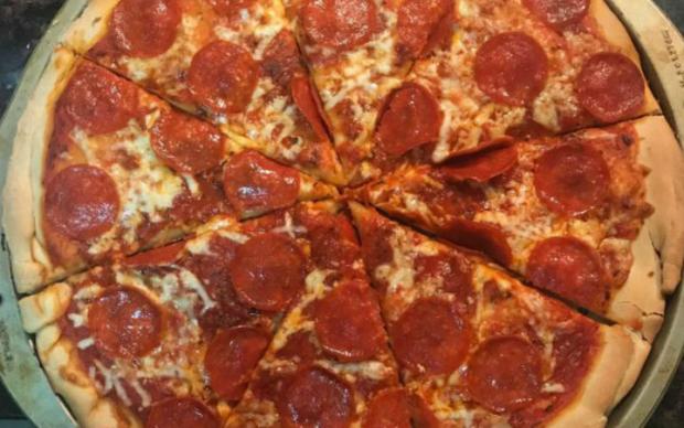 evde-nefis-pizza-tarifi