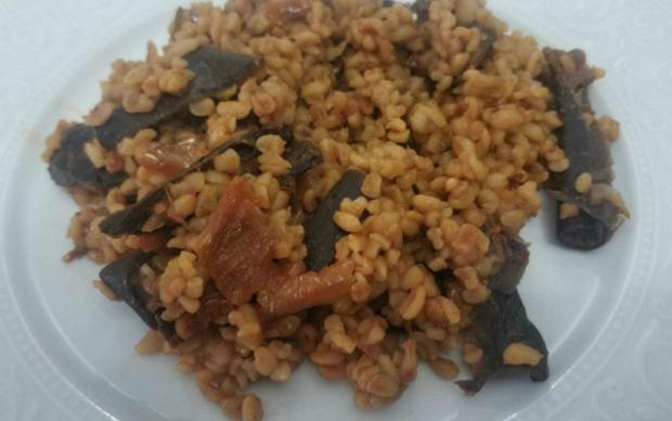 kuru-patlicanli-bulgur-pilavi