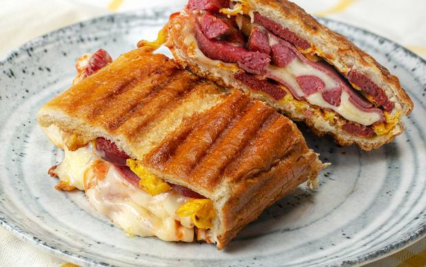 Atom Tost Tarifi