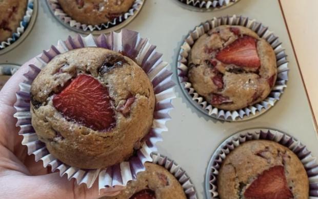 cilekli-muzlu-fit-muffin-irem