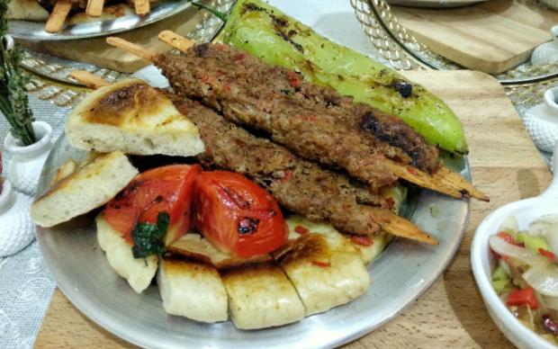 evde-adana-kebap-bendenyemek
