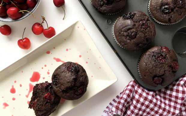 visneli-cikolatali-muffin-ali