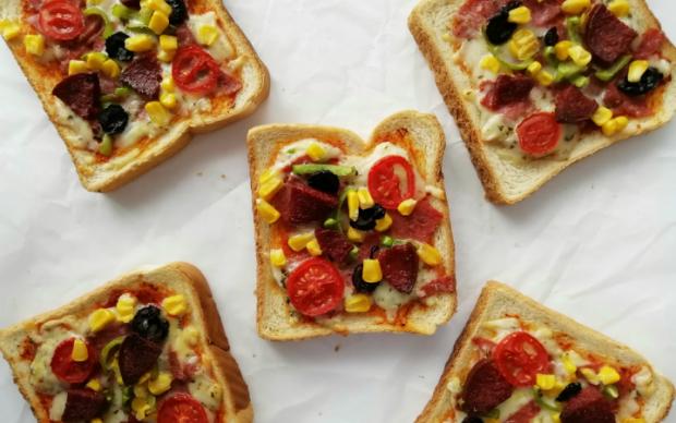 kolay-pizza-tarifi-ozde