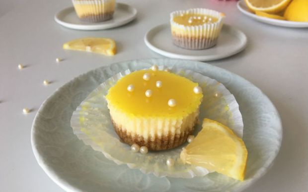 limonlu-mini-cheesecake-tarifi