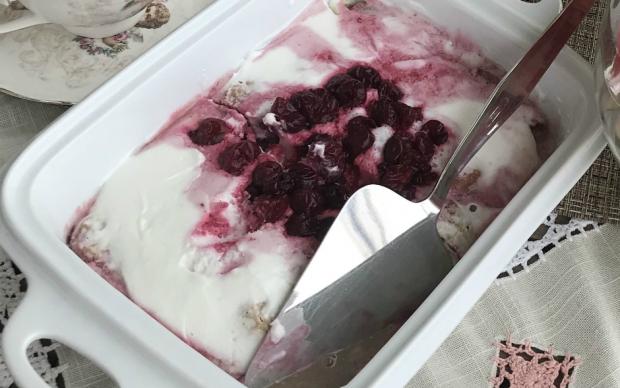 visneli-yalanci-tiramisu-pelin