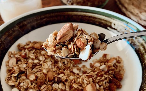 glutensiz-ev-yapimi-granola-tarifi