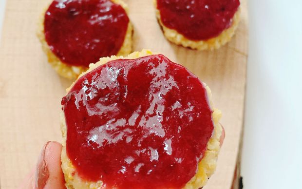 frambuazli-pismeyen-cheesecake-mutfakmuptelasi