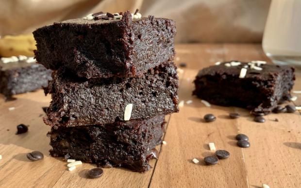 rafine-sekersiz-brownie-yescooks