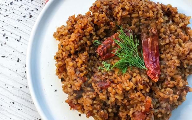 acili-bulgur-pilavi-merve