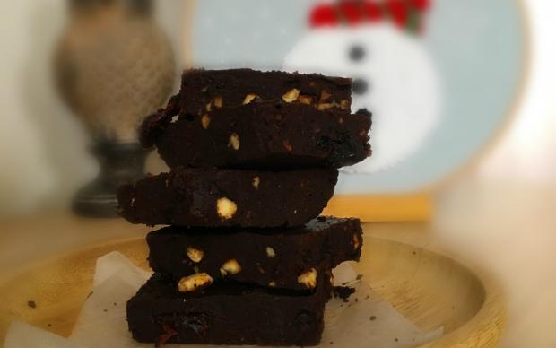 hurmali-hafif-brownie-deniz