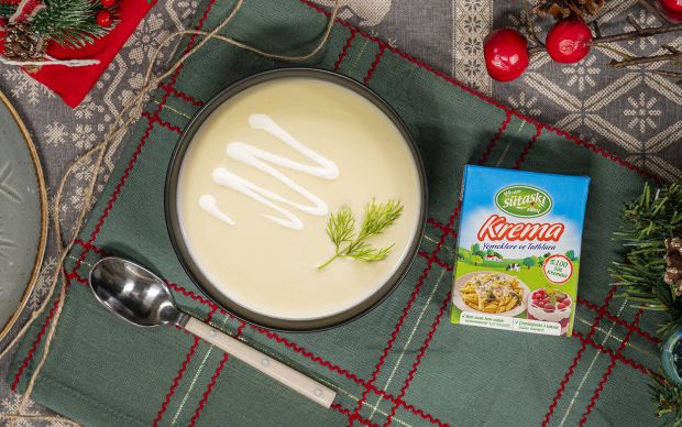 kremali-pirasa-ve-patates-corbasi-sutas-yemekcom