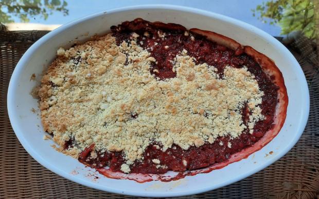 meyveli-crumble-tarifi