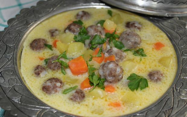 terbiyeli-eksi-kofte-anilarin