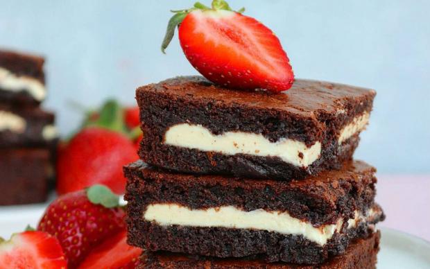 beyaz-cikolatali-brownie-vildan