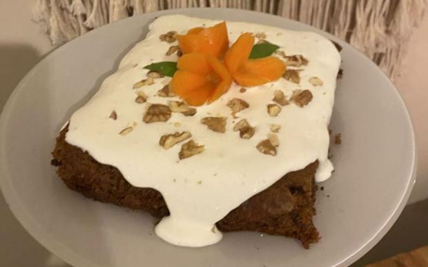 kremali-havuclu-cevizli-kek-tarifi