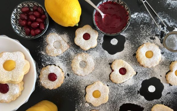 linzer-kurabiye-happy