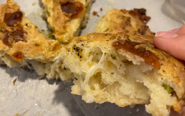 Taze Soğanlı Scone Tarifi