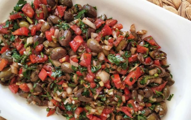 zeytin-salatasi-tarifi