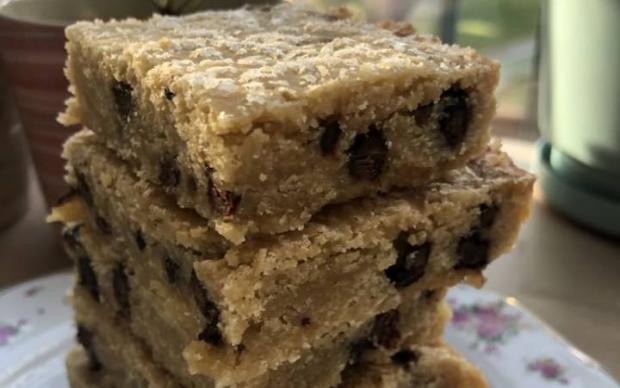 damla-cikolatali-blondie-tarifi