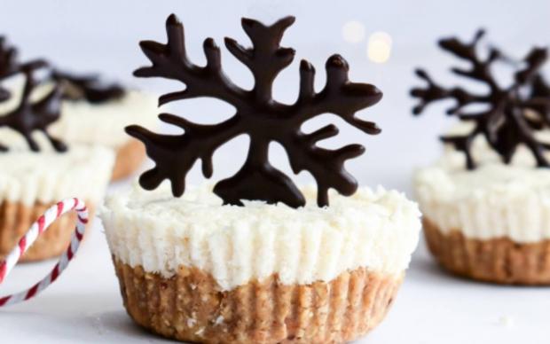 hindistan-cevizli-raw-cheesecake-tarifi