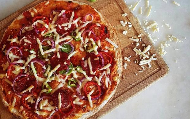 Pratik Lavaş Pizza Tarifi