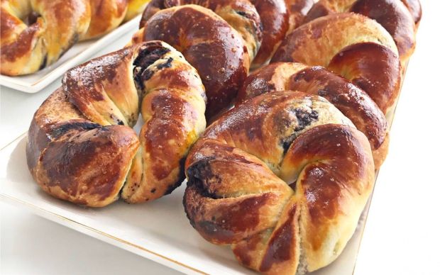 zeytin-ezmeli-acma-tarifi