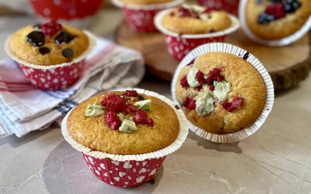Badem Unlu Muffin Tarifi
