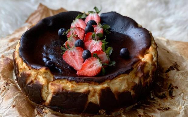 Klasik San Sebastian Cheesecake Tarifi
